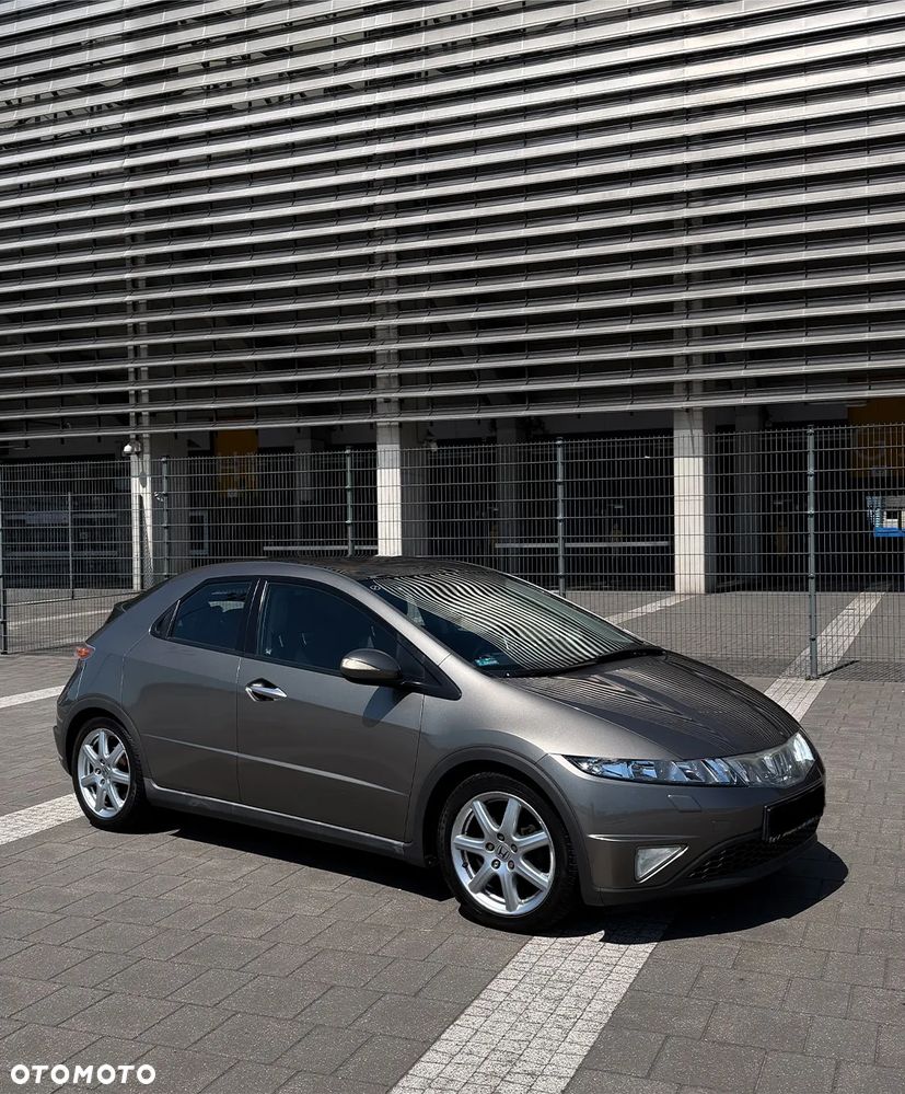 Honda Civic 1.8 Comfort - 2