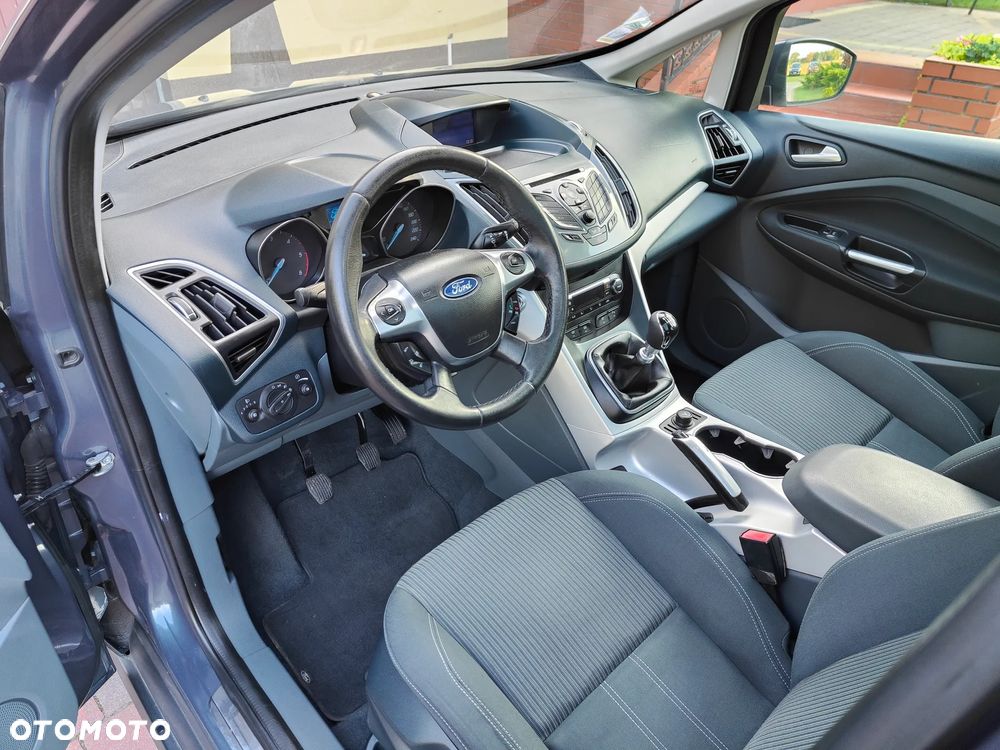 Ford Grand C-MAX 2.0 TDCi Titanium - 19
