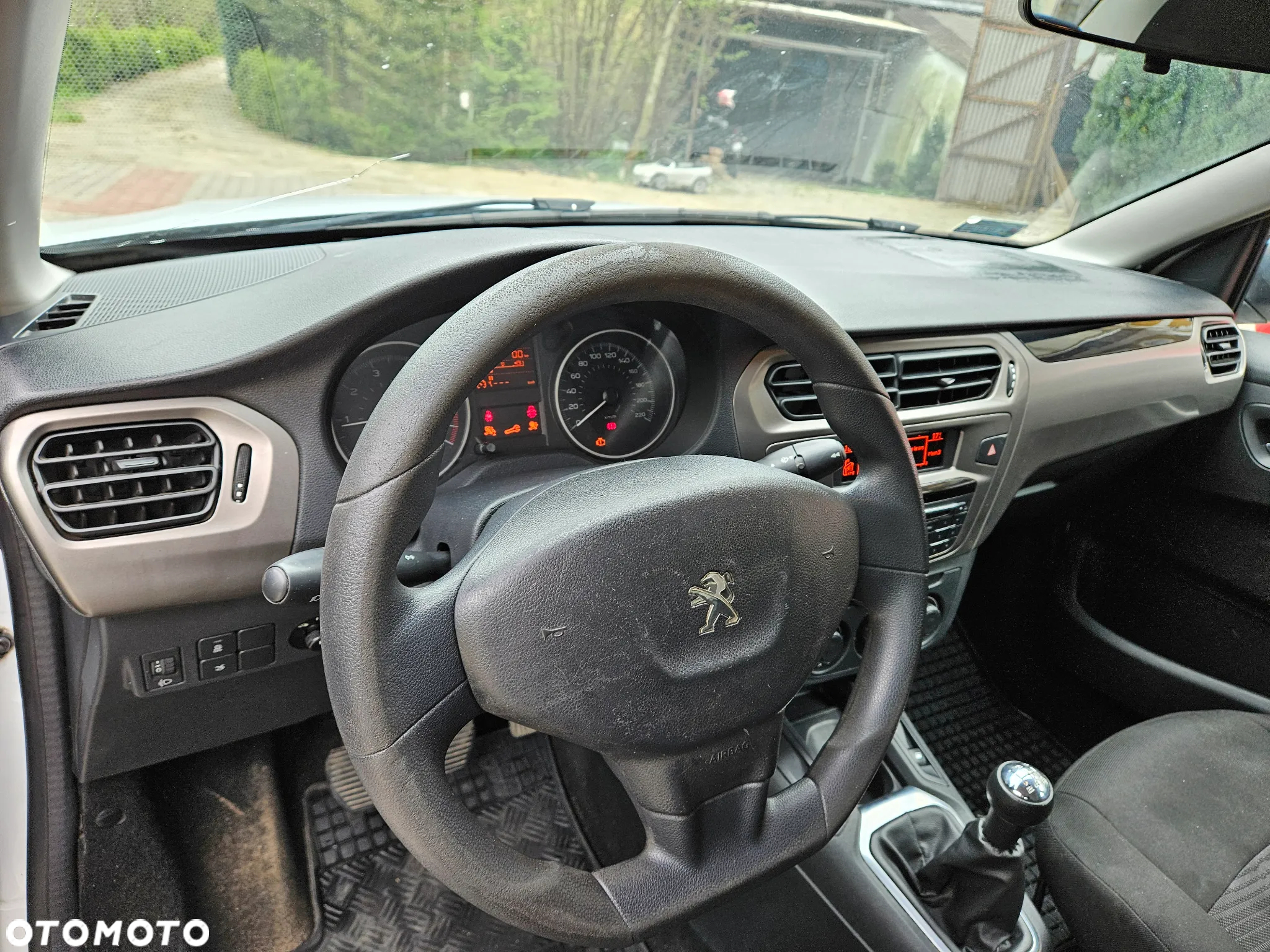 Peugeot 301 - 23