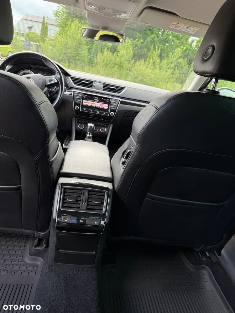 Skoda Superb 2.0 TDI L&K DSG - 12