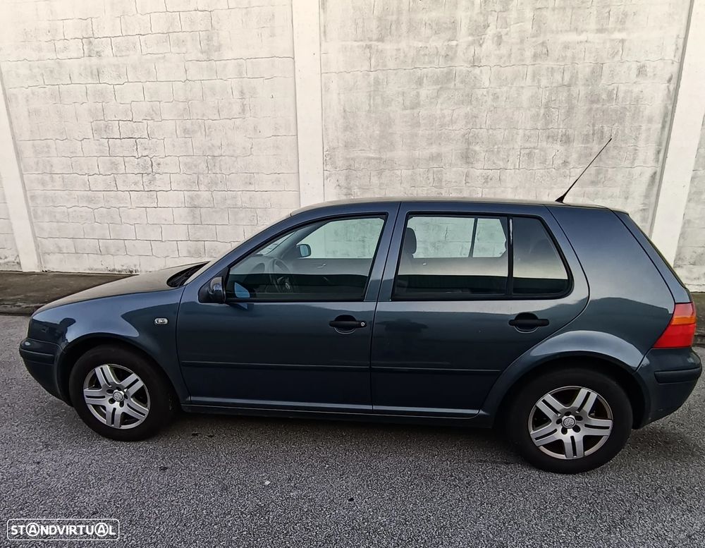 VW Golf 1.4i Conceptline - 4