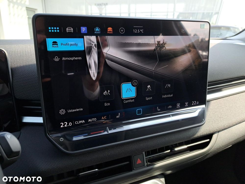Volkswagen T-Roc 1.5 eTSI Life DSG - 31