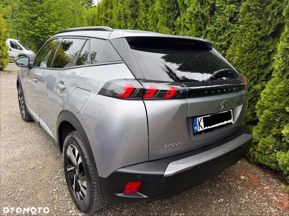 Peugeot 2008 BlueHDi 130 Allure S&S EAT8 - 21
