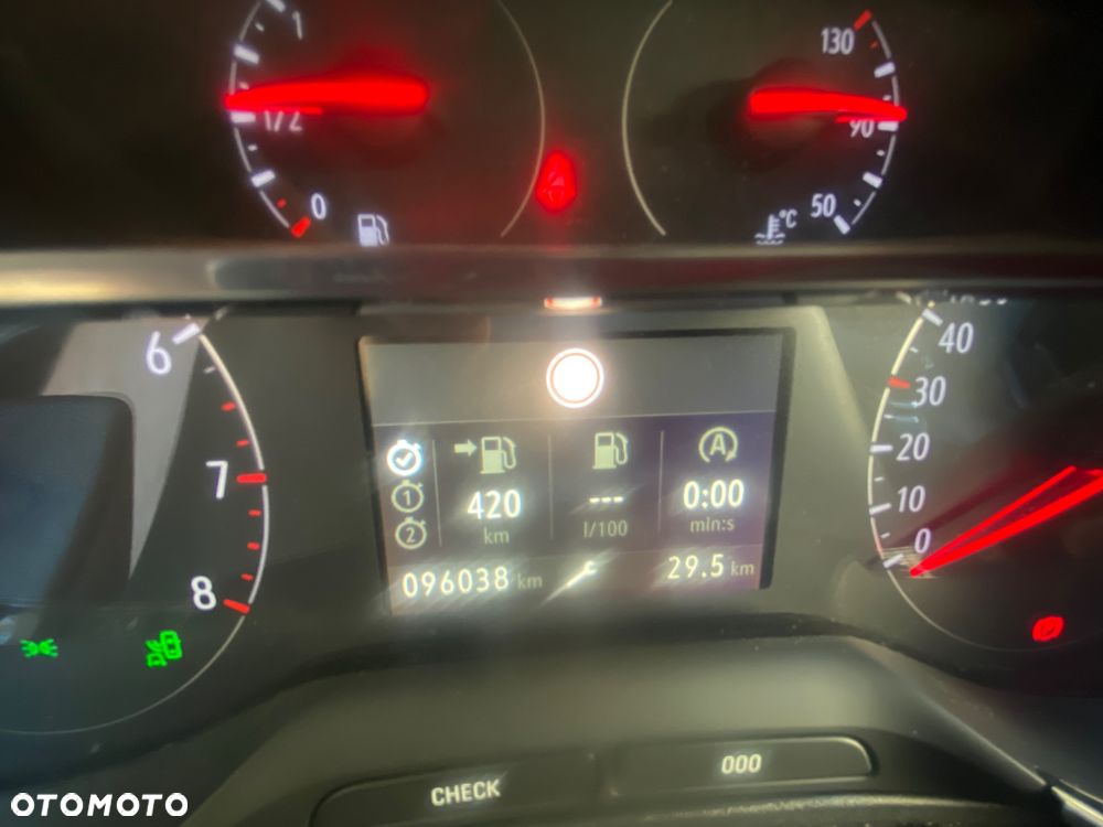 Opel Grandland X 1.2 T GPF Enjoy S&S - 6
