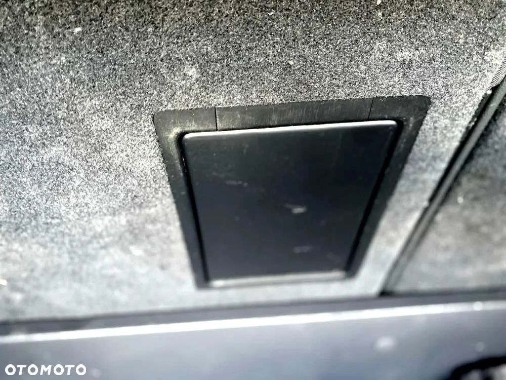 Peugeot 3008 1.6 BlueHDi Style S&S - 15