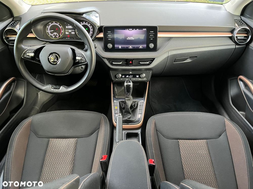 Skoda Fabia 1.0 TSI Style Color DSG - 11
