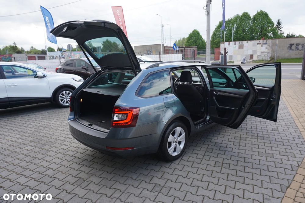 Skoda Octavia 2.0 TDI DSG Soleil - 13