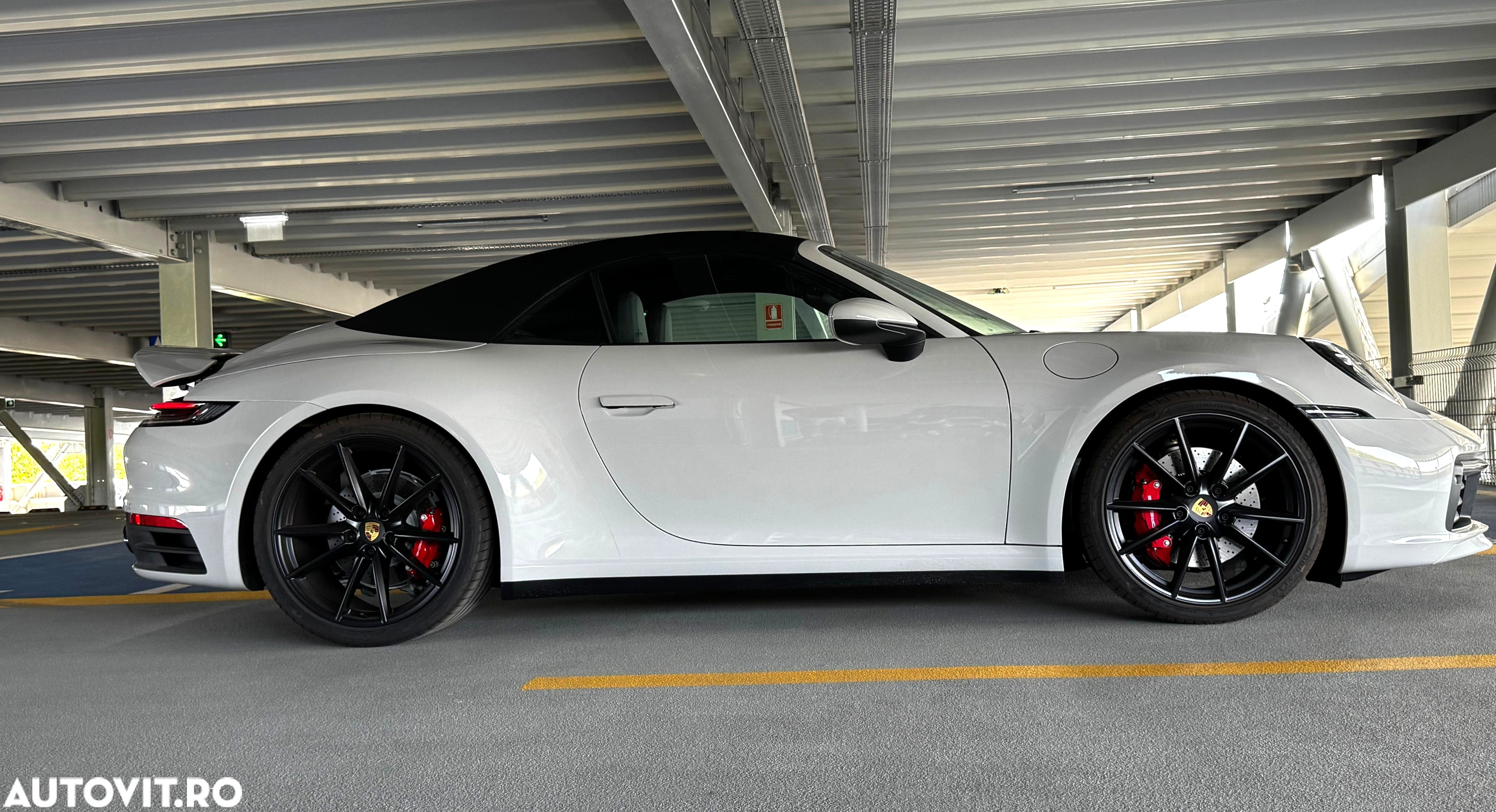 Porsche 911 Carrera 4S Cabriolet PDK - 4