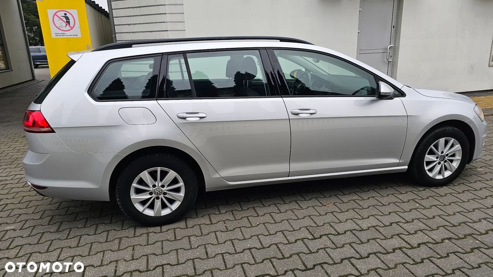 Volkswagen Golf 1.6 TDI BlueMotion Comfortline - 13