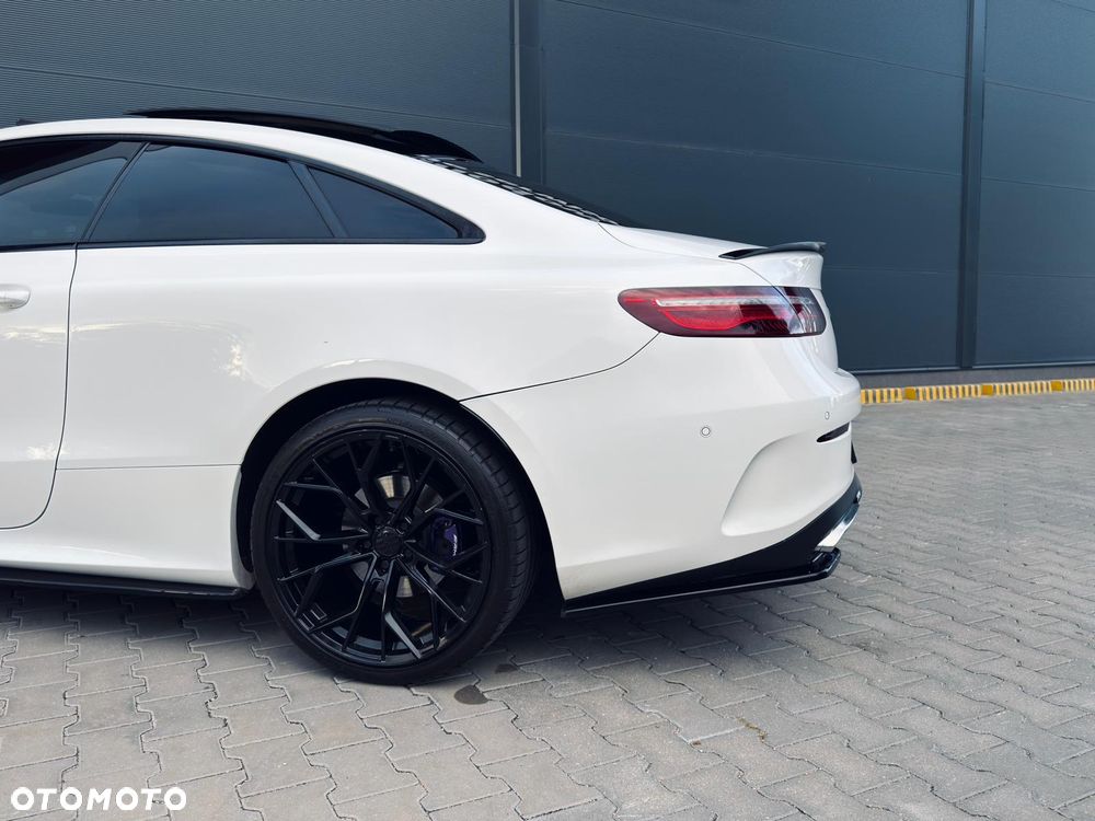 Mercedes-Benz Klasa E 220 d 4-Matic AMG - 14