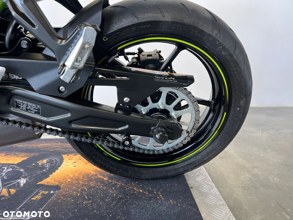 Kawasaki Z 650 - 16