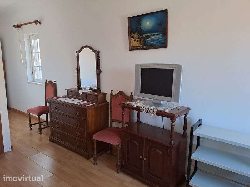 Quarto 30m2 em Moradia Parede Carcavelos - Grande imagem: 4/10