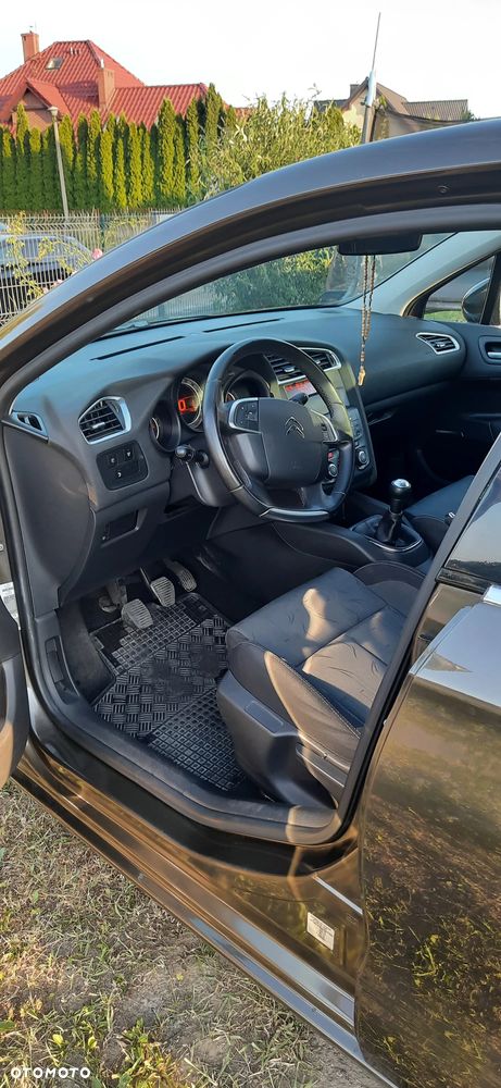Citroën C4 1.6 VTi Impress - 11