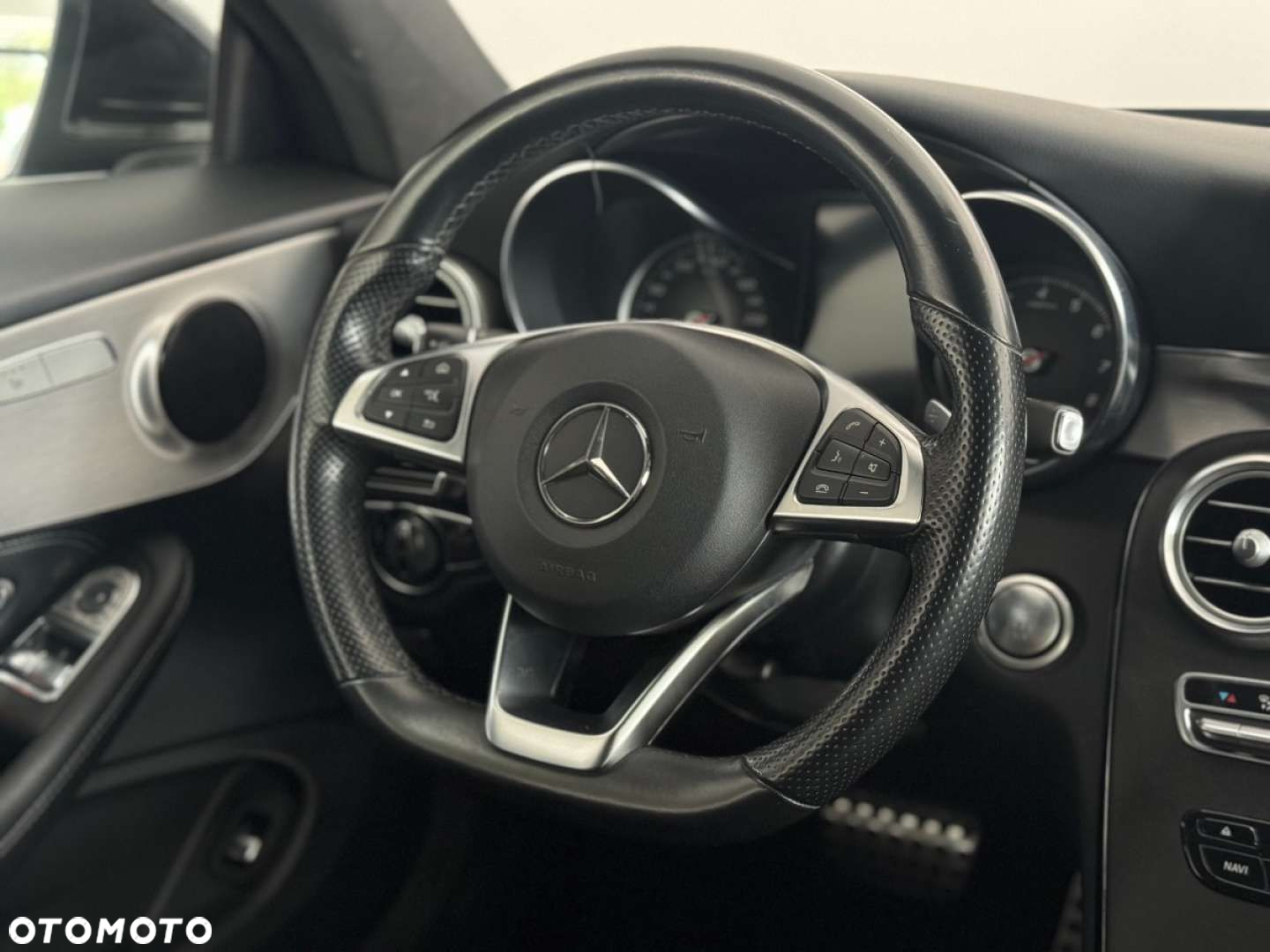Mercedes-Benz Klasa C - 25