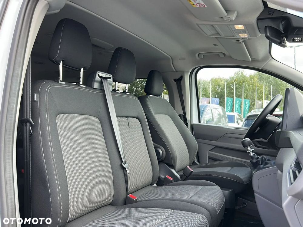 Volkswagen Caravelle 2.0 TDI L2 - 17