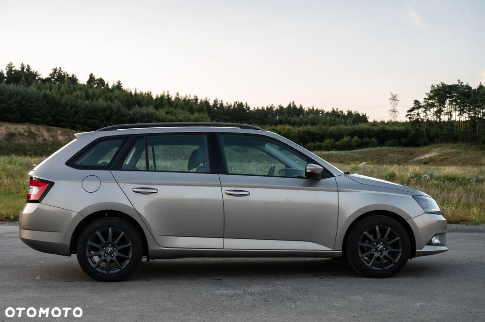 Skoda Fabia 1.0 Style - 4