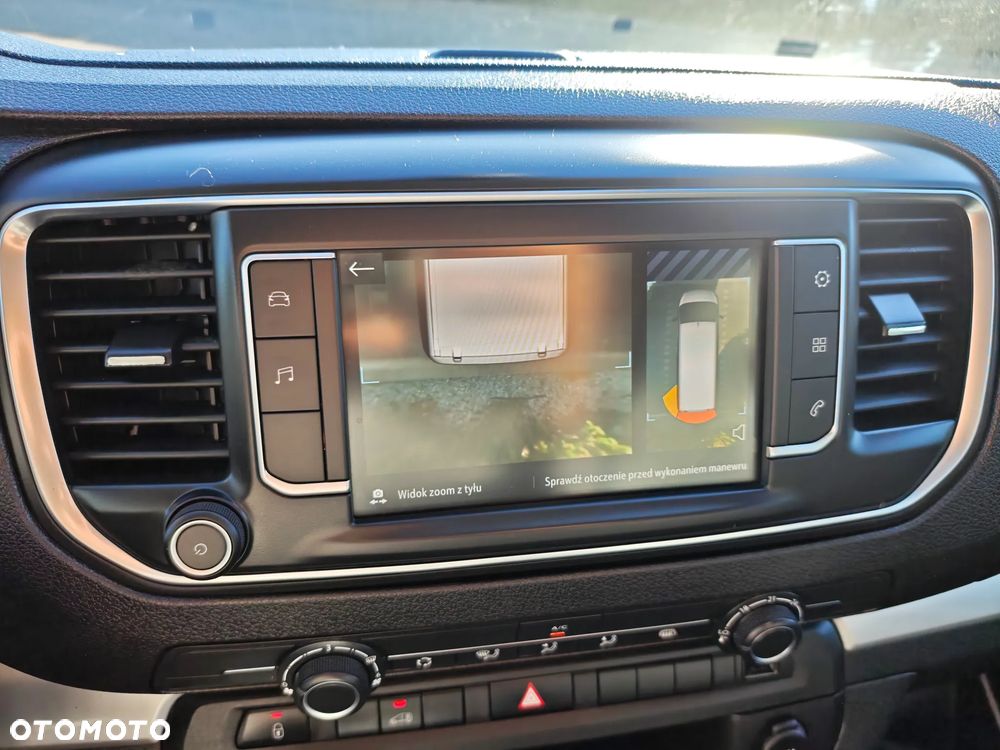 Opel Vivaro - 25
