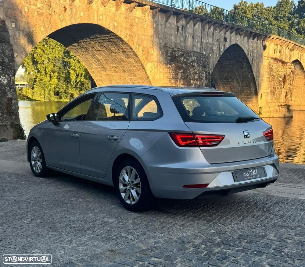 SEAT Leon ST 1.6 TDI S&S DSG Style - 1