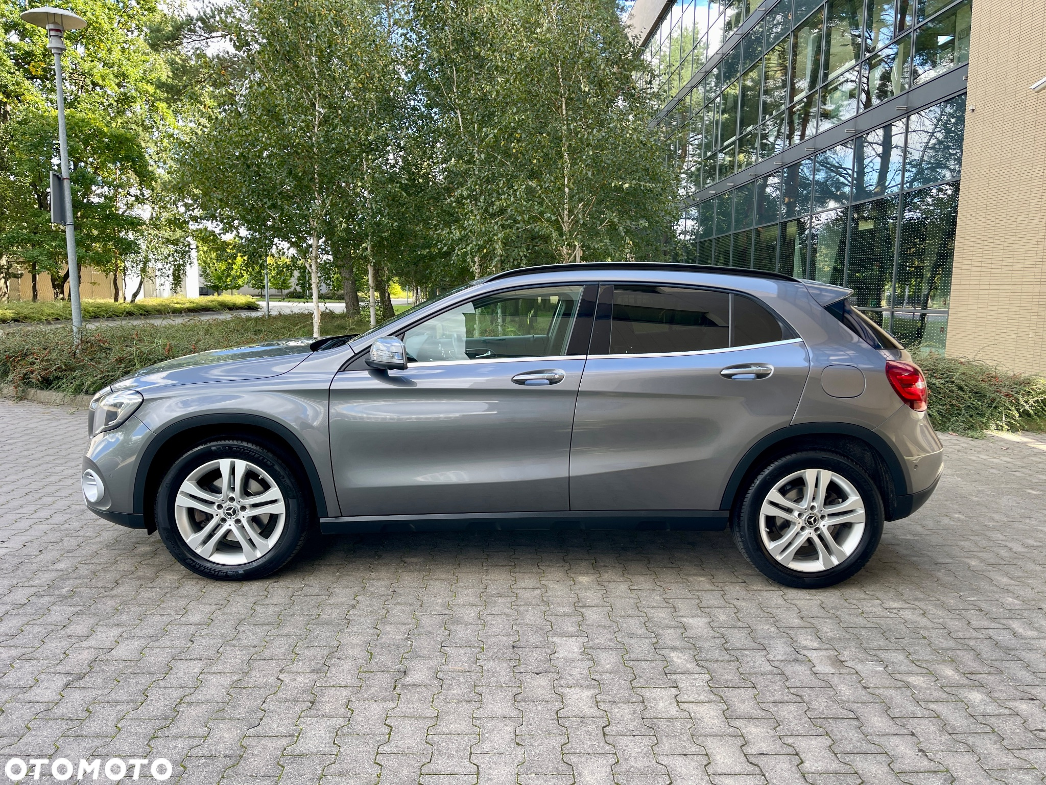 Mercedes-Benz GLA 220 4-Matic - 7