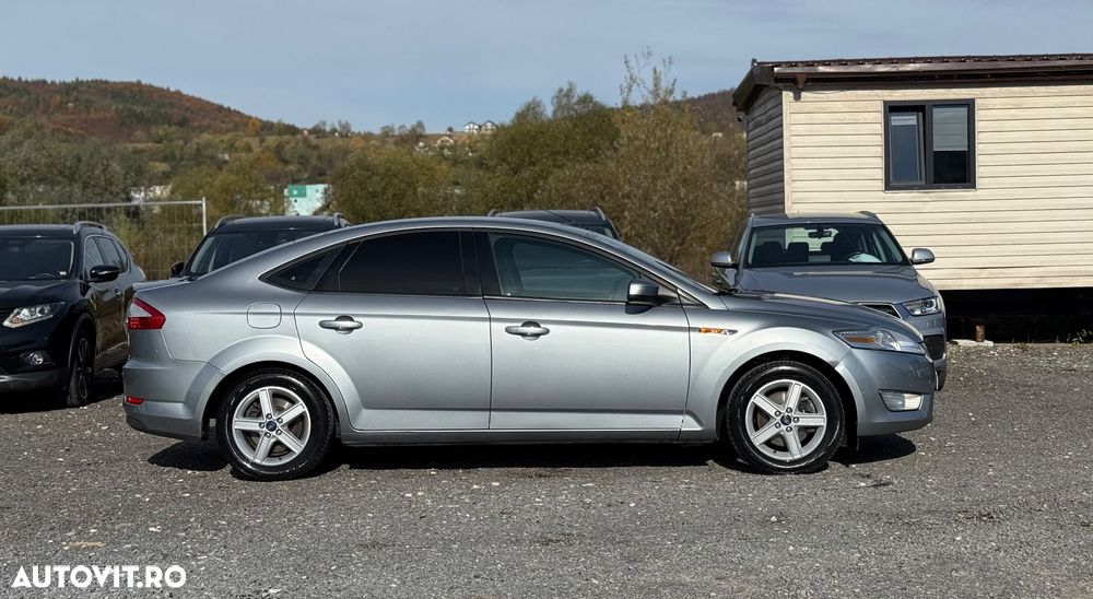 Ford Mondeo 1.8 TDCi Trend - 14