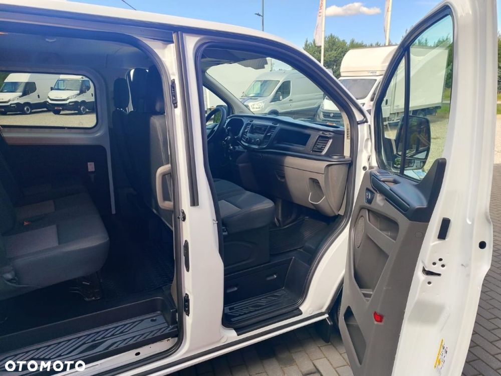 Ford Transit - 12