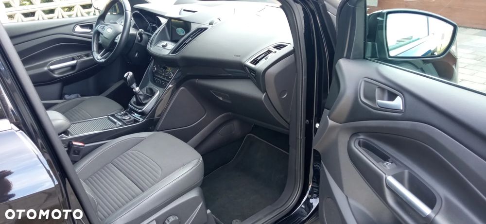 Ford Kuga 1.5 TDCi 2x4 Trend - 15