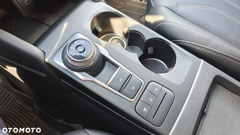 Ford Kuga - 20