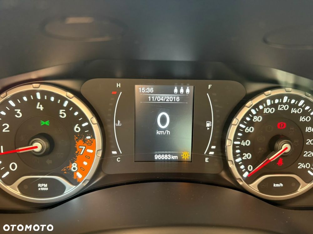 Jeep Renegade - 10