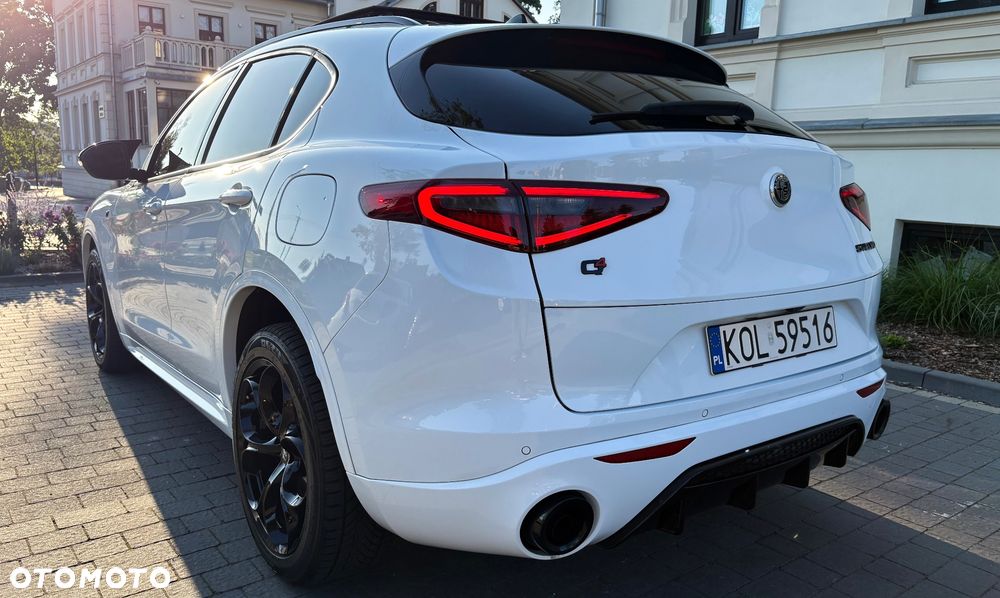 Alfa Romeo Stelvio 2.0 Turbo TI Q4 - 11
