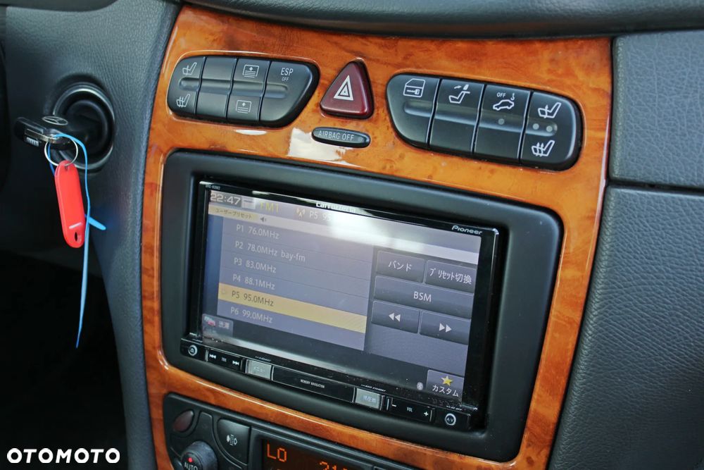 Mercedes-Benz CLK - 21