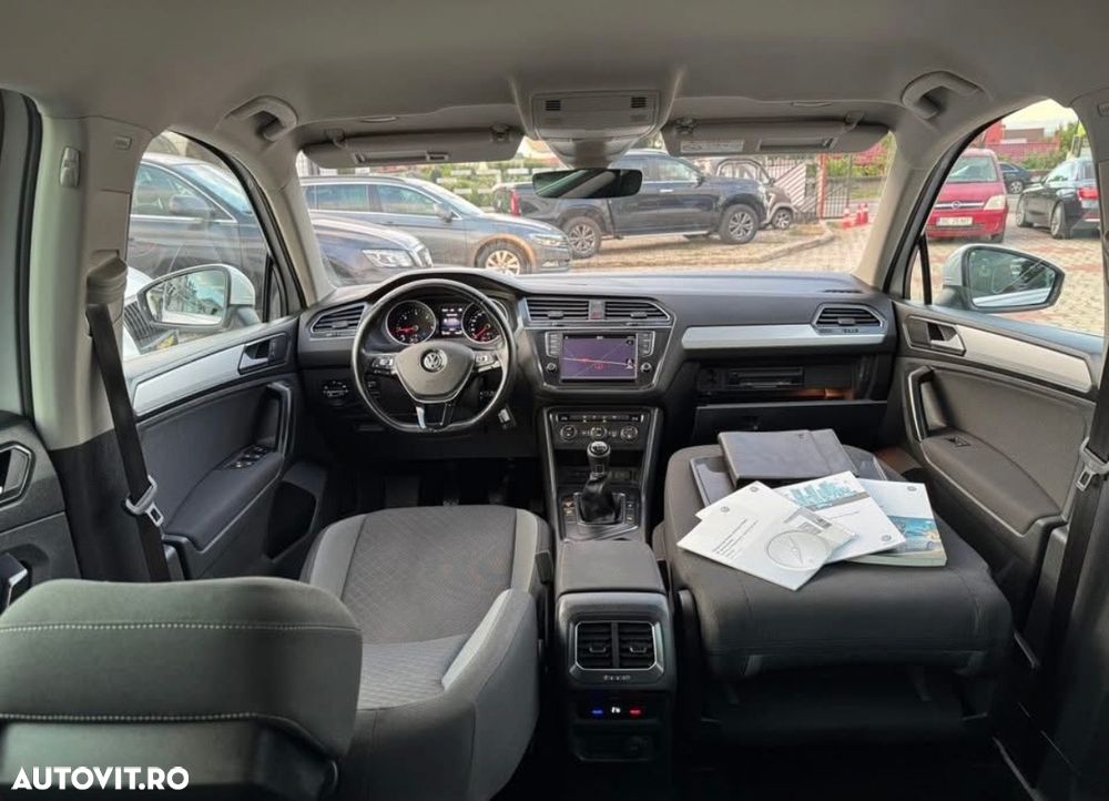 Volkswagen Tiguan - 18