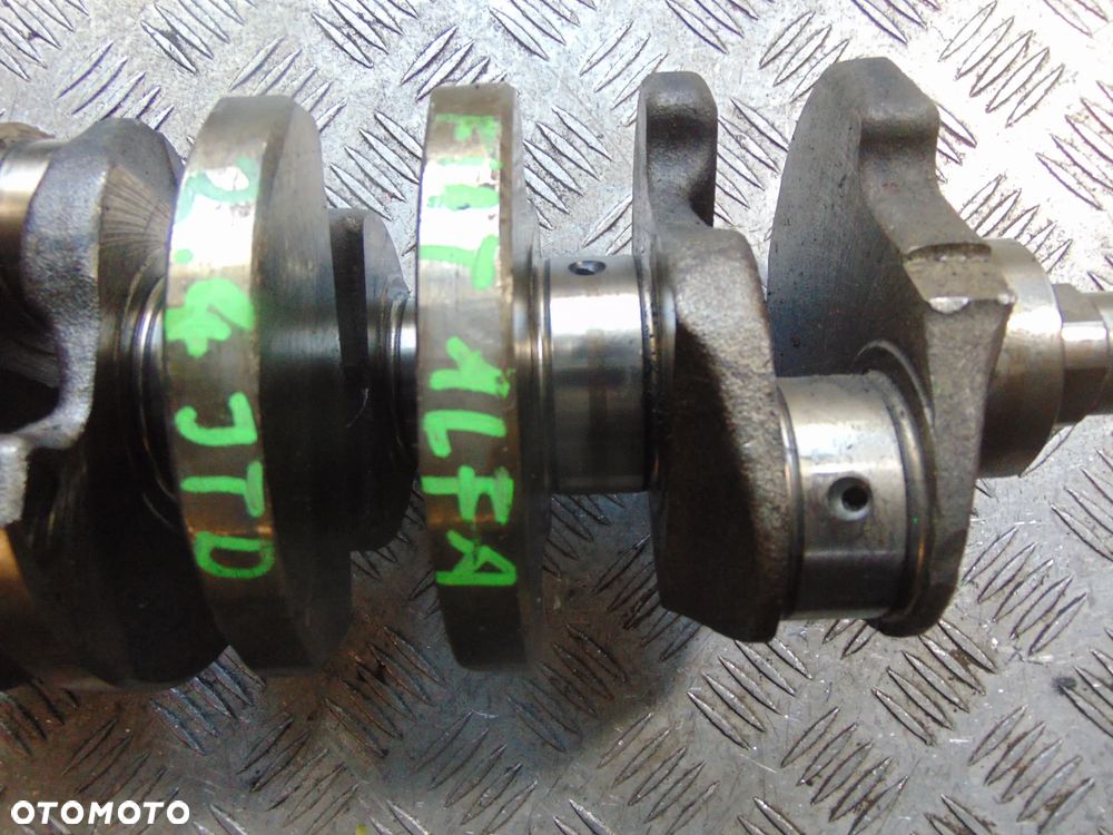 Wał korbowy Fiat Alfa 2,4 JTD - 4