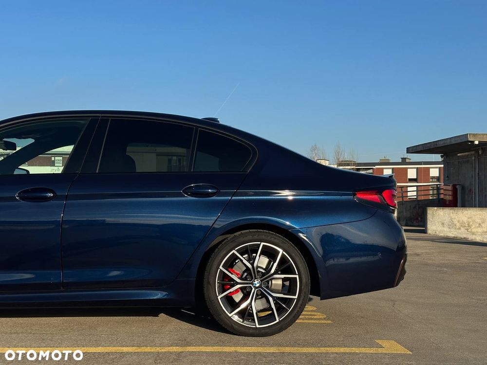BMW Seria 5 530d M Sport Edition - 12