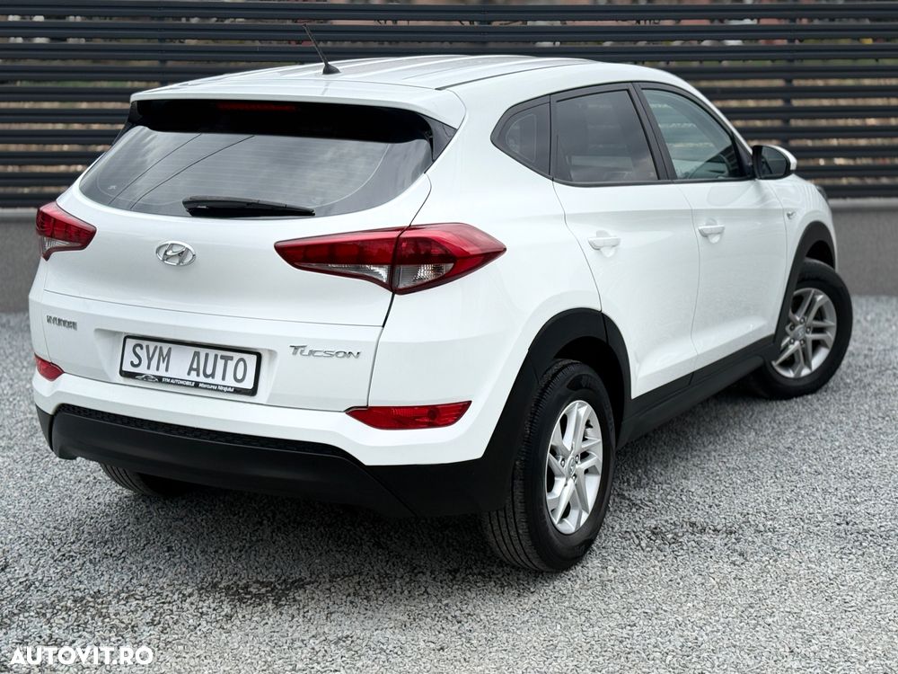 Hyundai Tucson blue 1.7 CRDi 2WD Advantage - 4