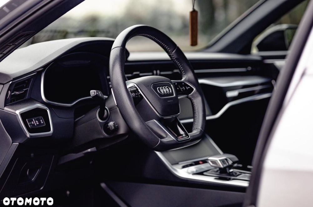 Audi A6 Avant e-tron - 34