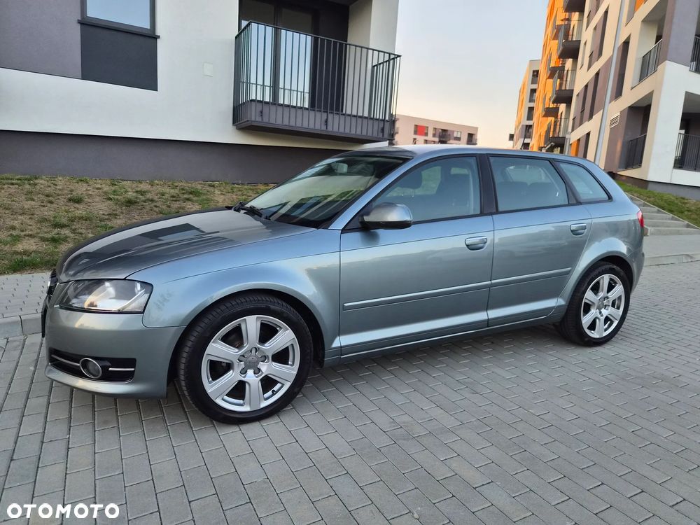 Audi A3 Sportback - 11