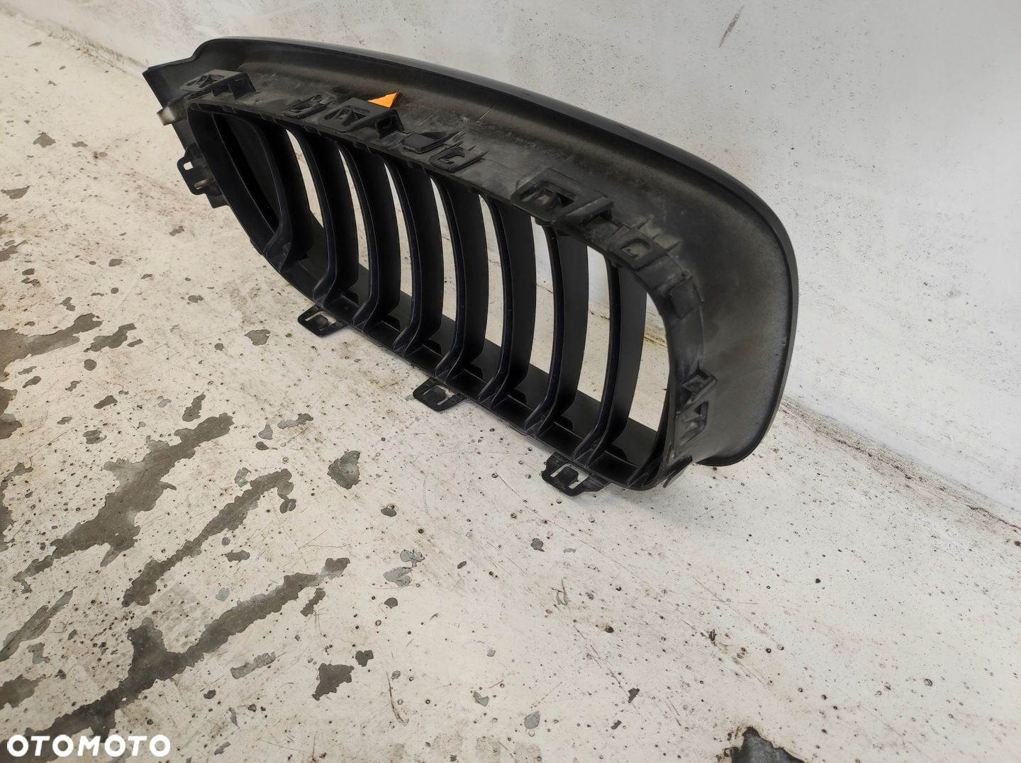 KRATKA GRILL ATRAPA NERKA LEWA ZDERZAKA PRZÓD BMW III 3 GT F34 - 13