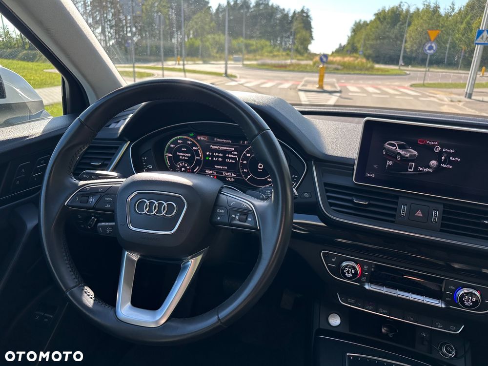 Audi Q5 55 TFSIe quattro S tronic S line - 26