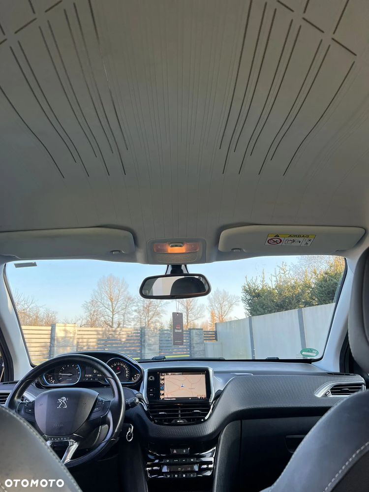 Peugeot 2008 1.2 Pure Tech Crossway S&S - 27