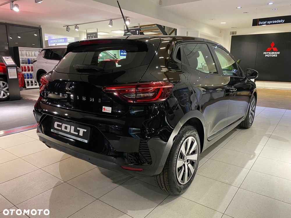 Mitsubishi Colt - 5