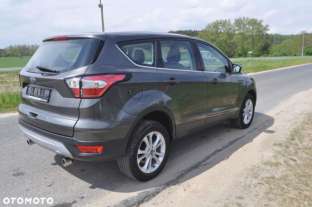 Ford Kuga 2.0 TDCi AWD Edition - 4