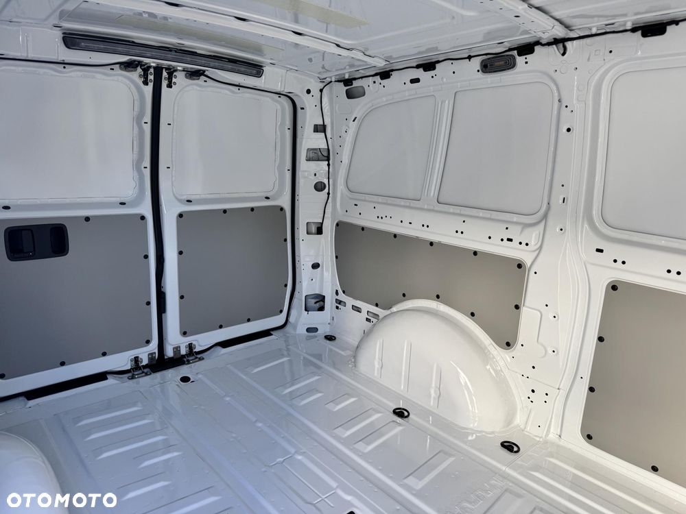 Mercedes-Benz Vito - 9