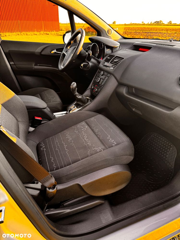 Opel Meriva - 10