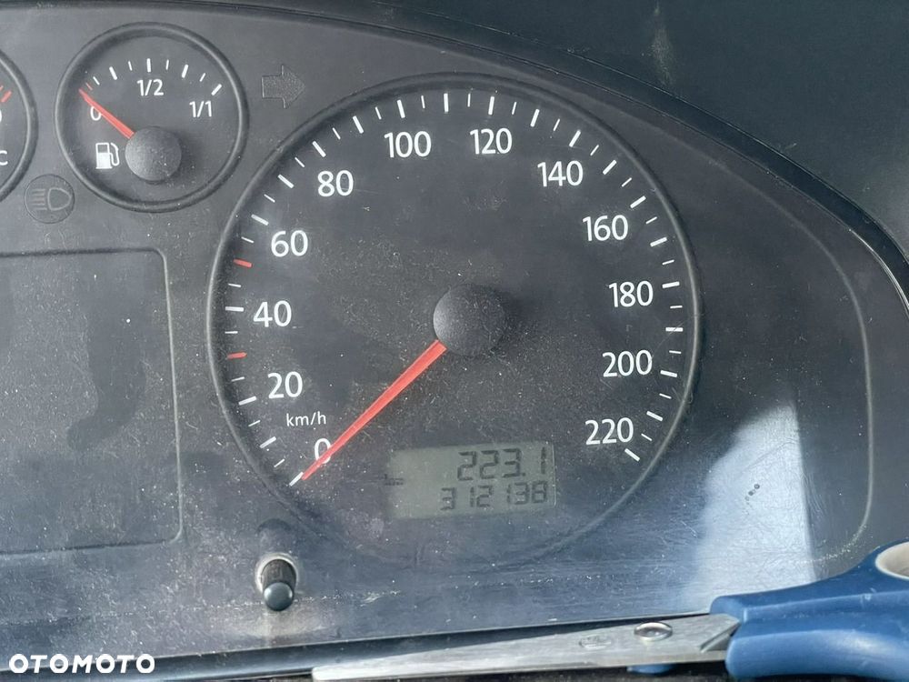 Volkswagen Transporter - 8