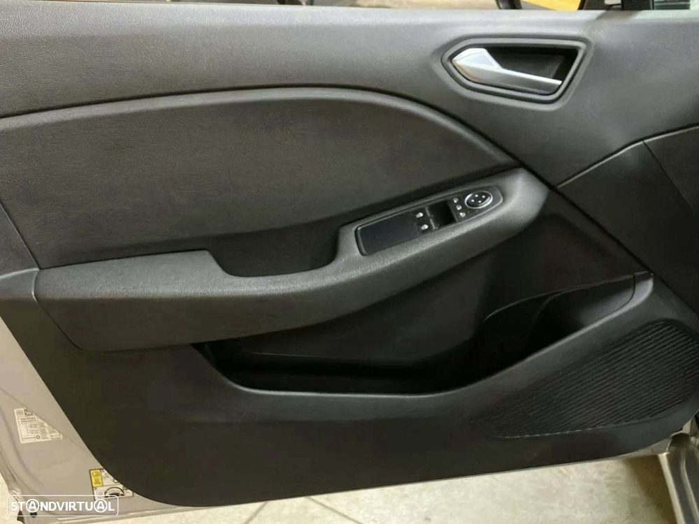 Renault Clio 1.6 E-Tech Intens - 20