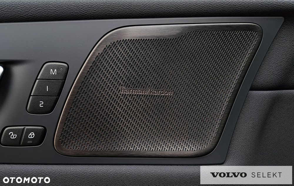 Volvo XC 60 - 30