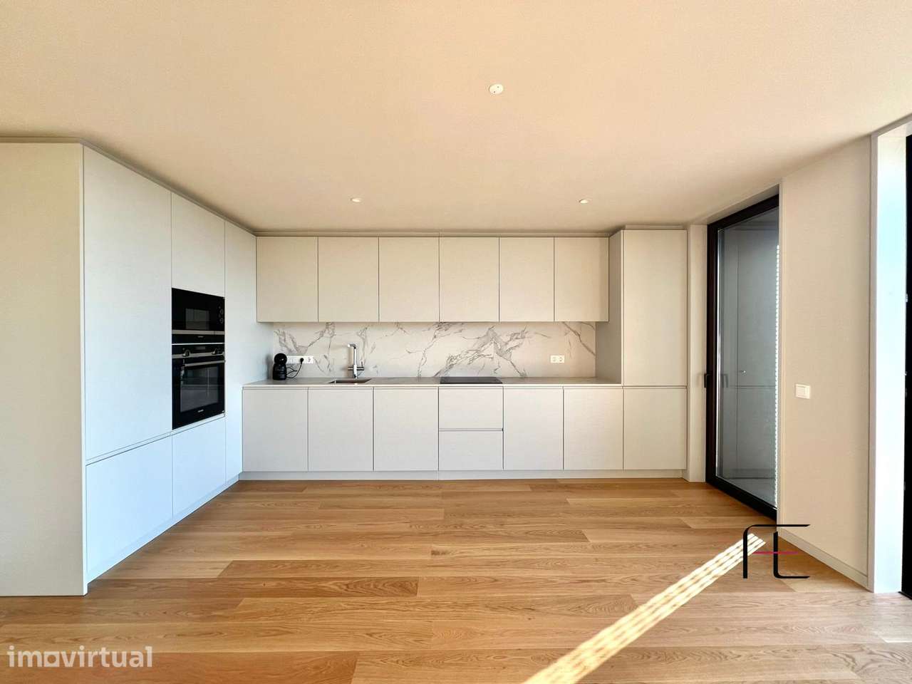 Apartamento T3 Venda em Santa Marinha e São Pedro da Afurada,Vila Nova - Grande imagem: 2/35