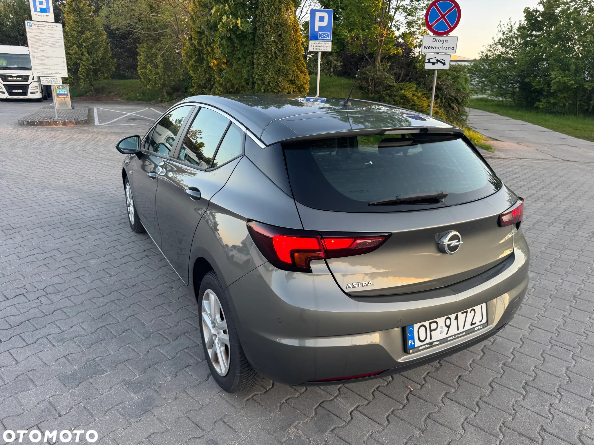 Opel Astra V 1.4 Enjoy - 9
