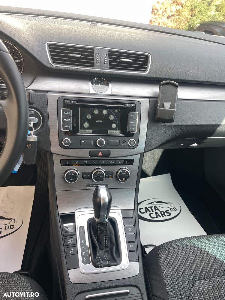 Volkswagen Passat 2.0 TDI BlueMotion Tehnology DSG Comfortline - 35