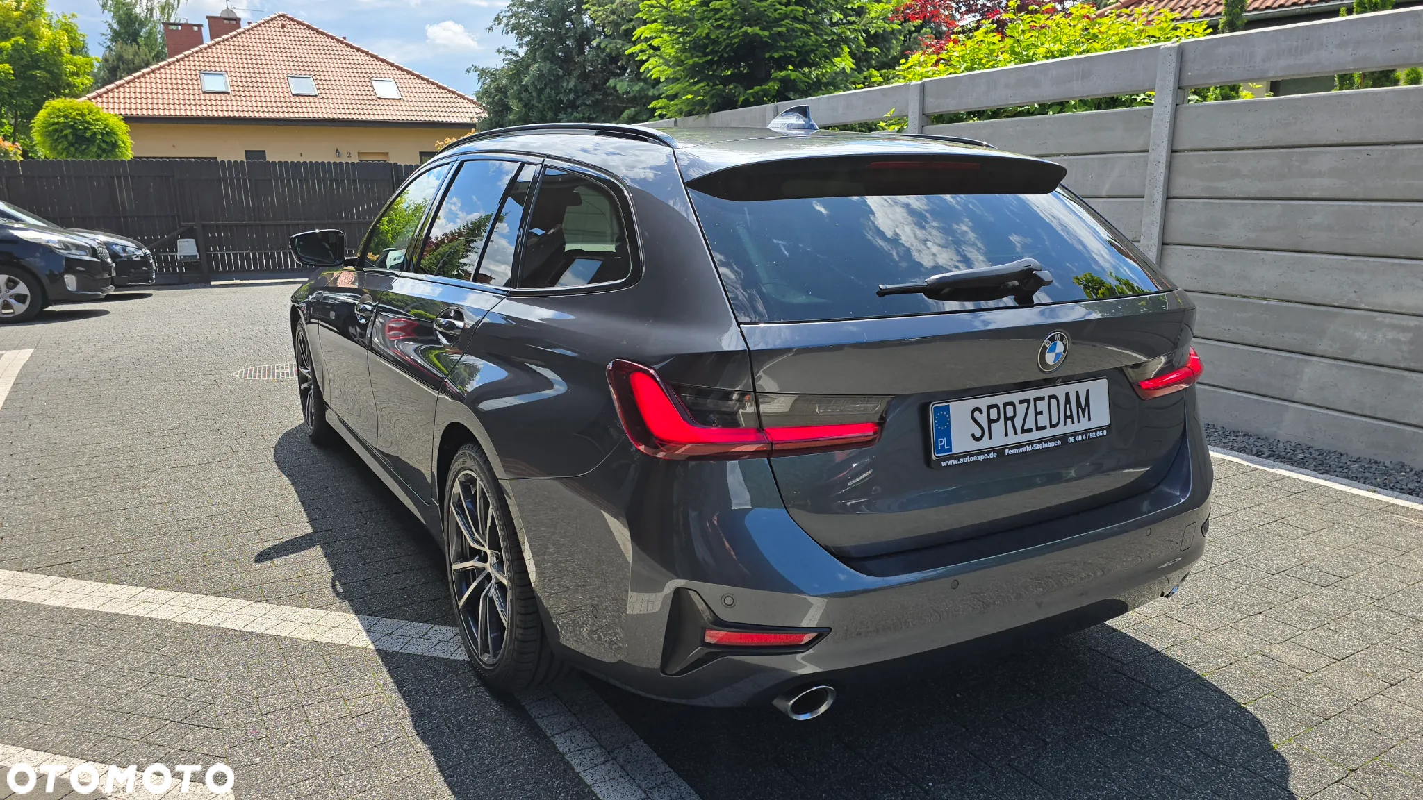 BMW Seria 3 320d Touring Advantage - 4